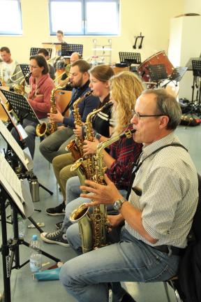 Der Saxophonsatz stach beim Pflichtstück “Bachseits” durch technische Prägnanz hervor
